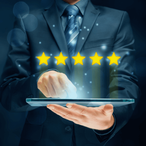 HonestPickers Hero image with person giving product reviews